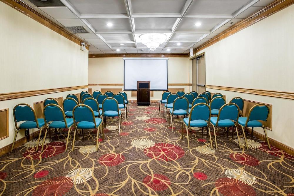 Holiday Inn Chicago Midway Airport S By Ihg Exteriör bild